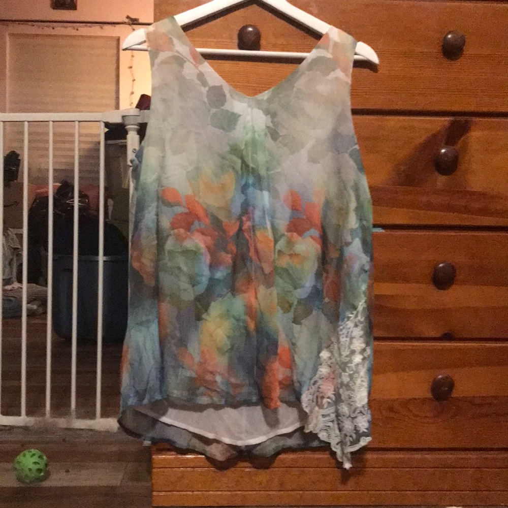 Live and Let Live Tank